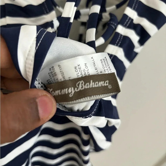 Tommy bahama Brenton Lace-Up Back Stripe One Piece Swimsuit blue/white size 6 - Picture 4 of 6